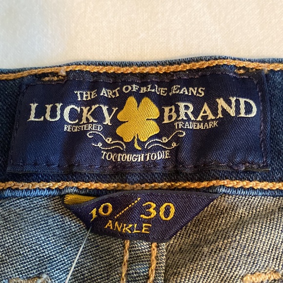 Lucky Brand Sophia Skinny Ankle soft dark wash mid rise Size 10 / 30 - Picture 8 of 13